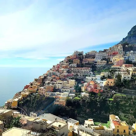 Elle, Just Few Steps From The Center! Positano